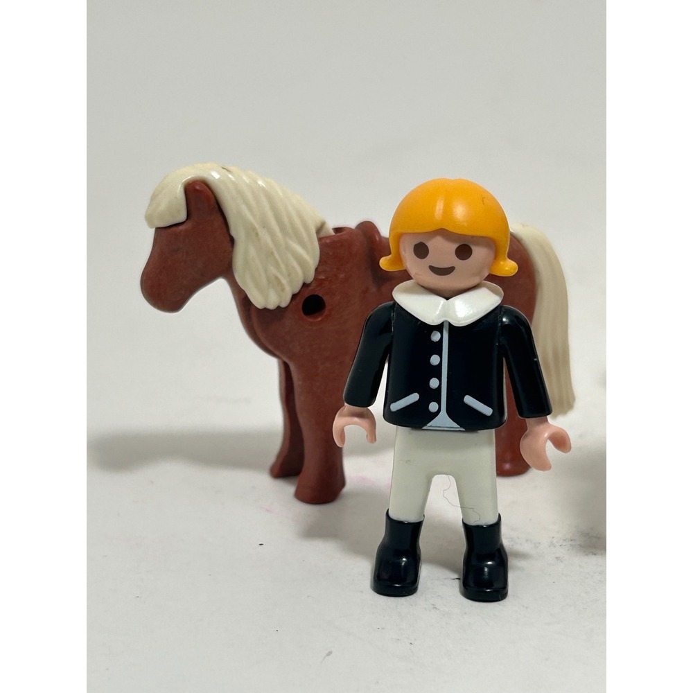 Playmobil Equestrian Horse Rider Figures and Ponies Set 4 Pieces Brown Tan - Picture 4 of 5